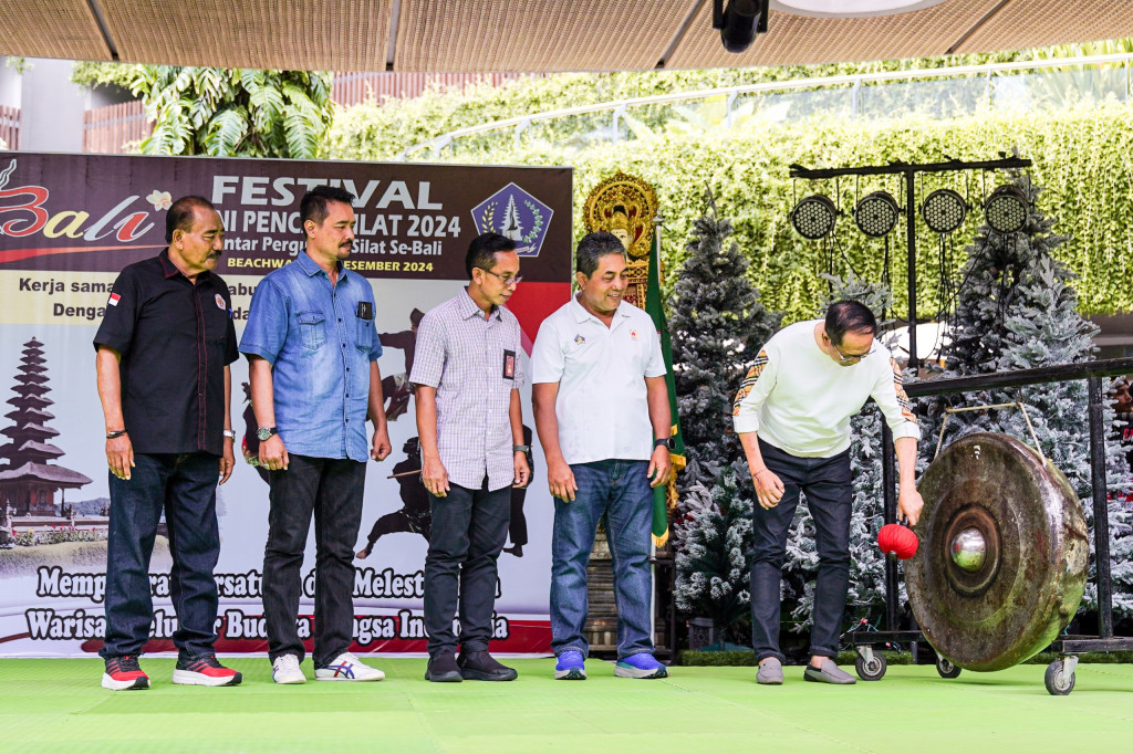 Festival Seni Pencak Silat 2024 antar Perguruan Silat se-Bali